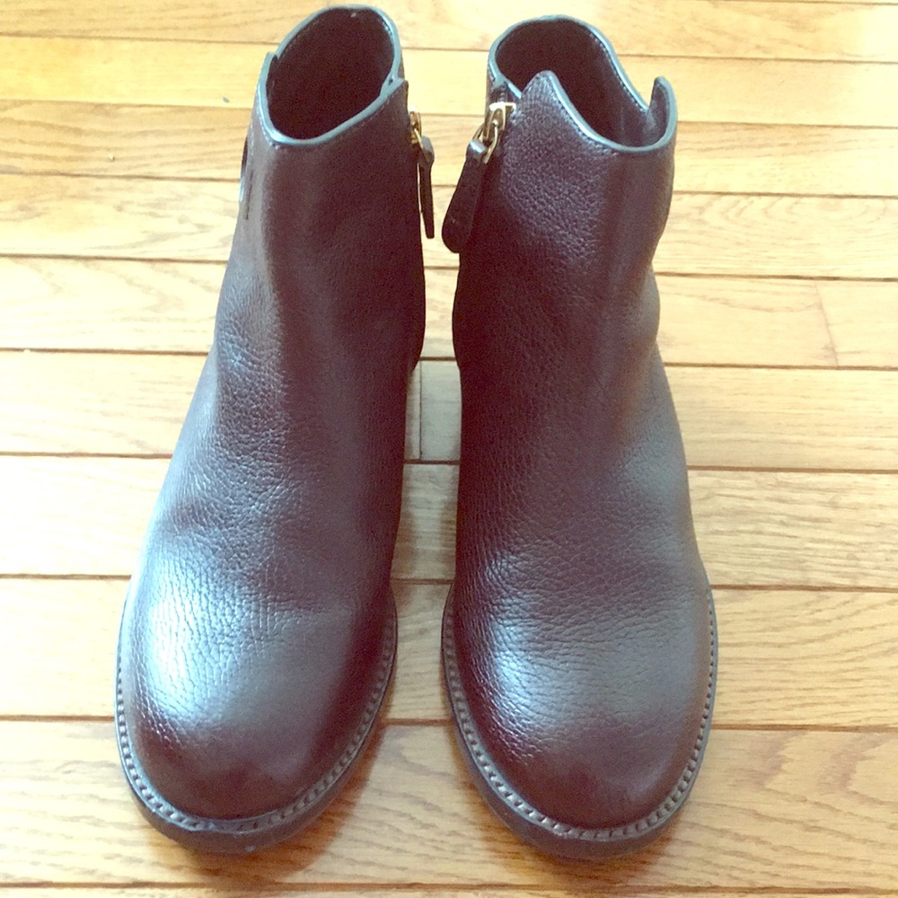 Tory Burch Boots size 7